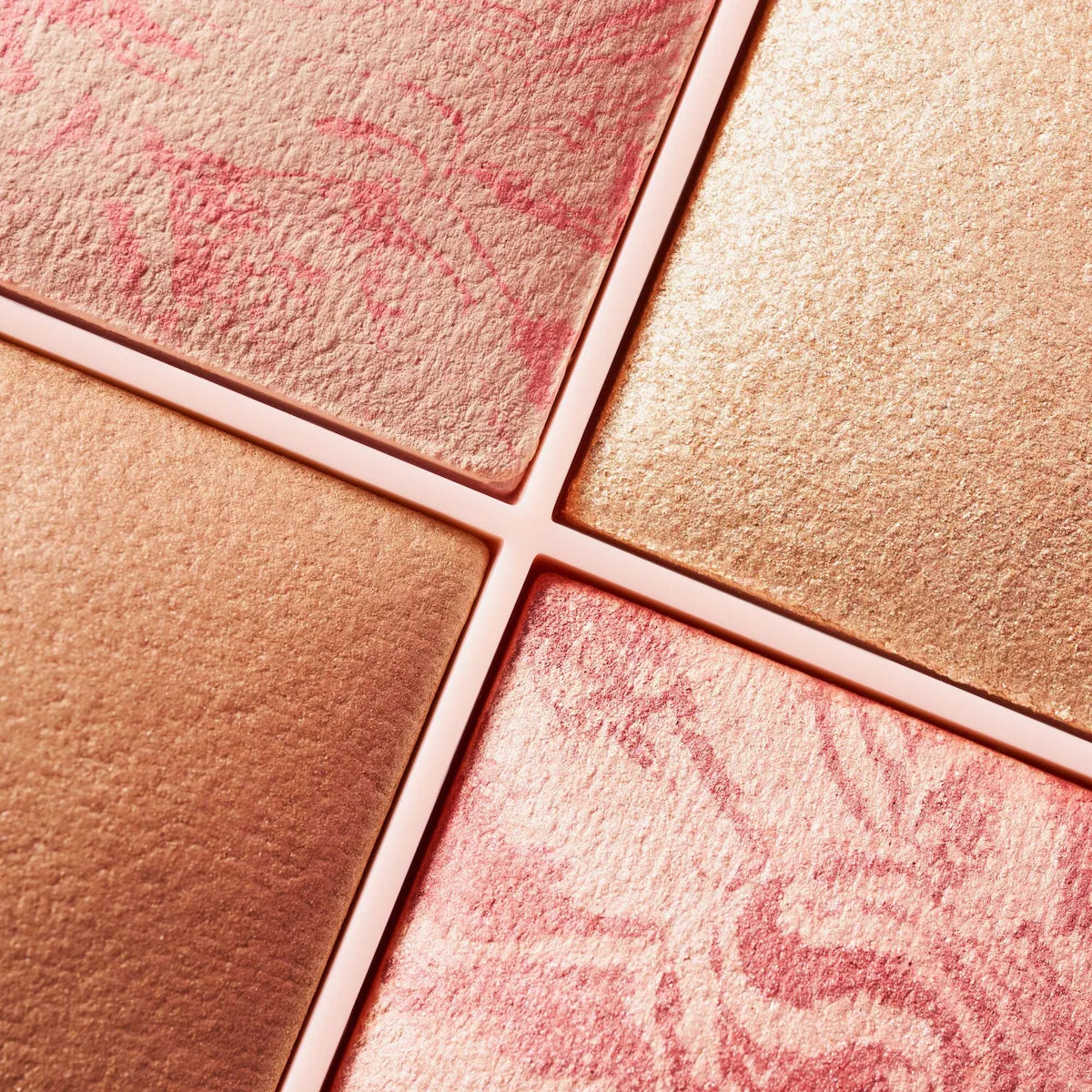 Essence Radiant Light Face Palette