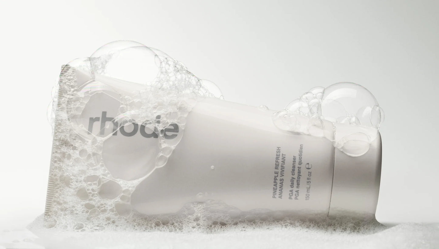 Rhode pineapple refresh The daily cleanser