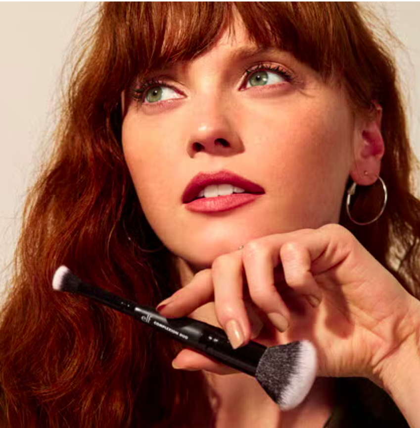 ELF Concealer & Foundation Complexion Duo Brush