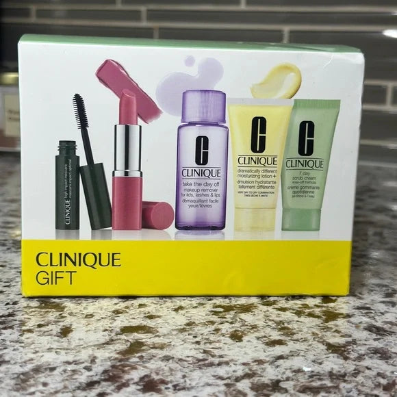 Clinique Skincare Makeup 5 Pcs