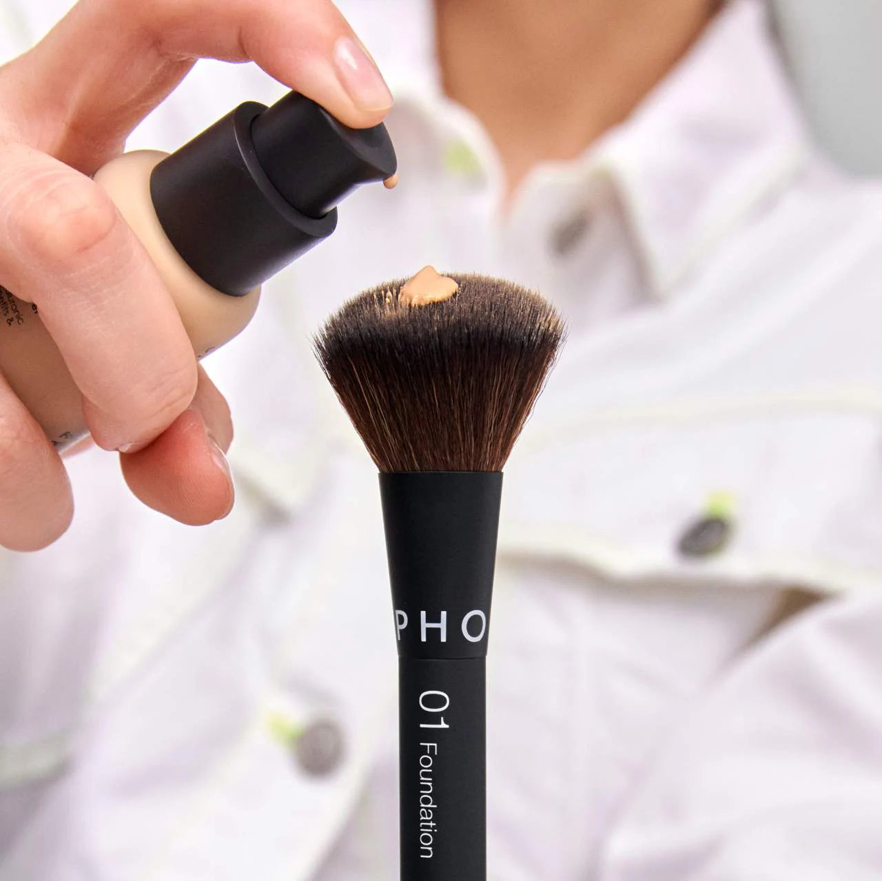 SEPHORA COLLECTION  Essential Brush - 01 Foundation